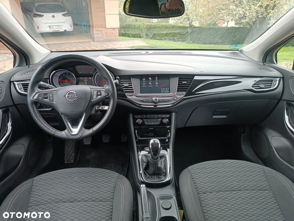 Opel Astra 1.4 T Dynamic - 9