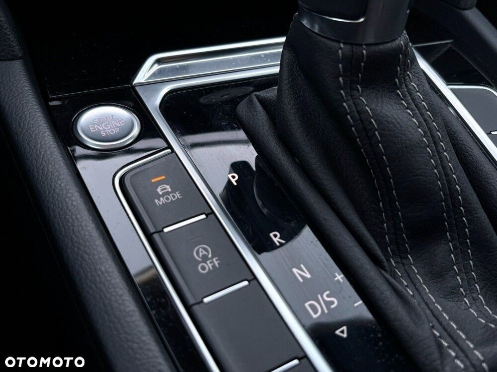 Volkswagen Arteon 2.0 TSI R-Line DSG - 38