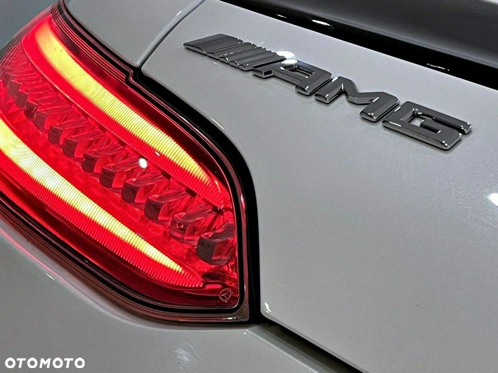 Mercedes-Benz AMG GT - 19