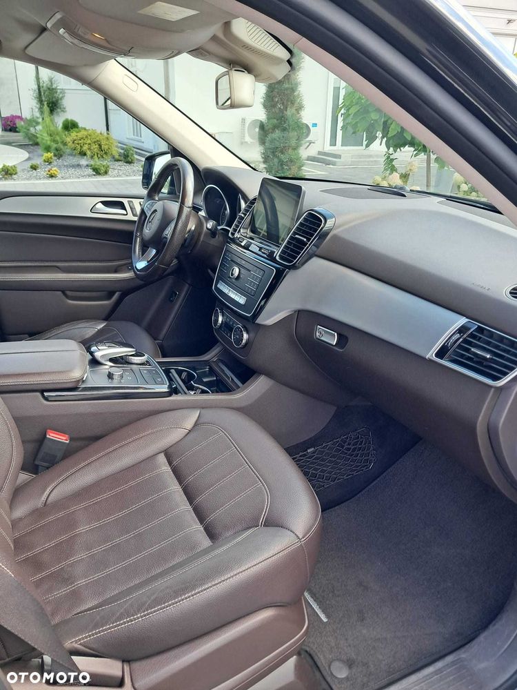 Mercedes-Benz GLE - 6