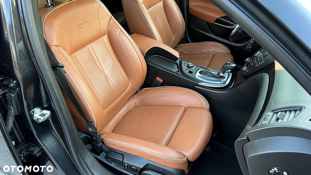 Opel Insignia 2.0 BiTurbo CDTI Sport - 26