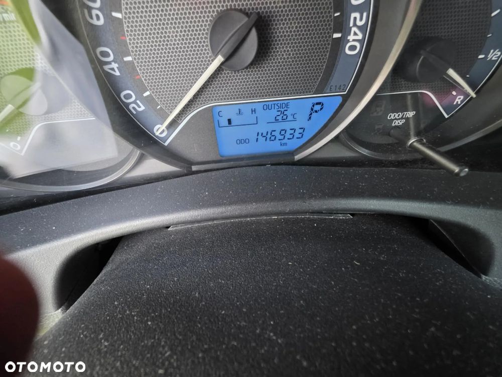 Toyota Auris 1.6 Premium MS - 9