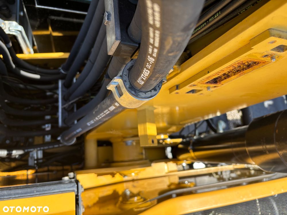 Caterpillar CAT M318F ROK 2019 PODPORY PLUG 1 WLASCICIEL - 14