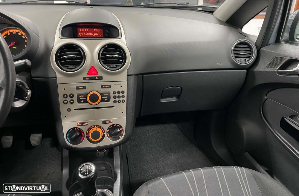 Opel Corsa 1.2 Enjoy - 20