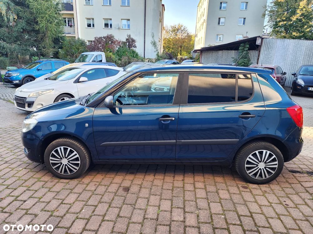 Skoda Fabia 1.2 HTP COOL EDITION - 9