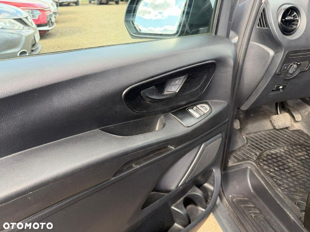 Mercedes-Benz Vito - 15