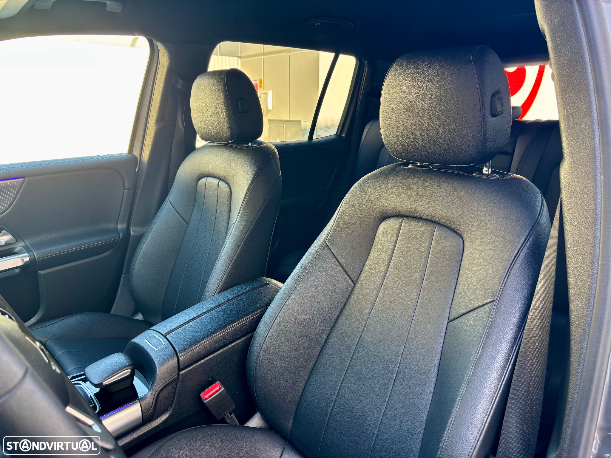 Mercedes-Benz GLB 180 d Progressive - 11