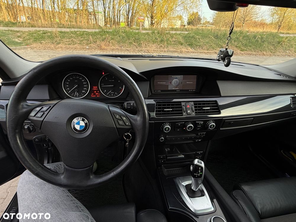 BMW Seria 5 - 10
