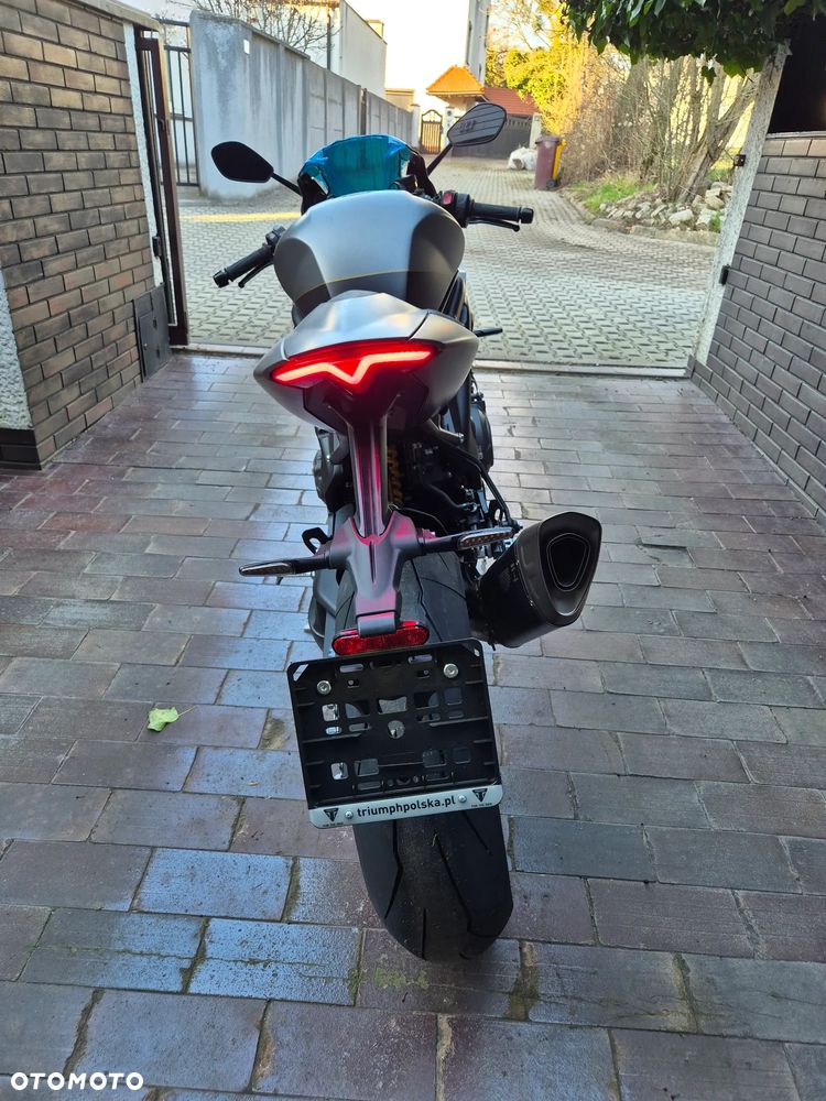 Triumph Speed Triple - 17