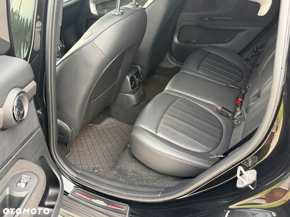 MINI John Cooper Works - 16