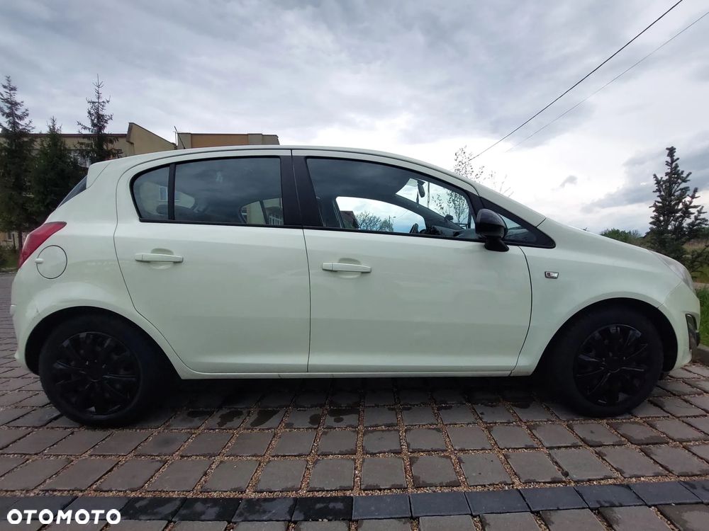Opel Corsa - 2