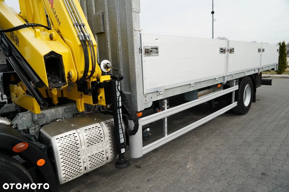 Iveco 180E25 / 4X2 / SKRZYNIOWY 7,5m + HDS HYVA HB150X MAX UDŹWIG 5 200KG / STEROWNIE RADIOWE  / ROTATOR / AUTOMAT - 15