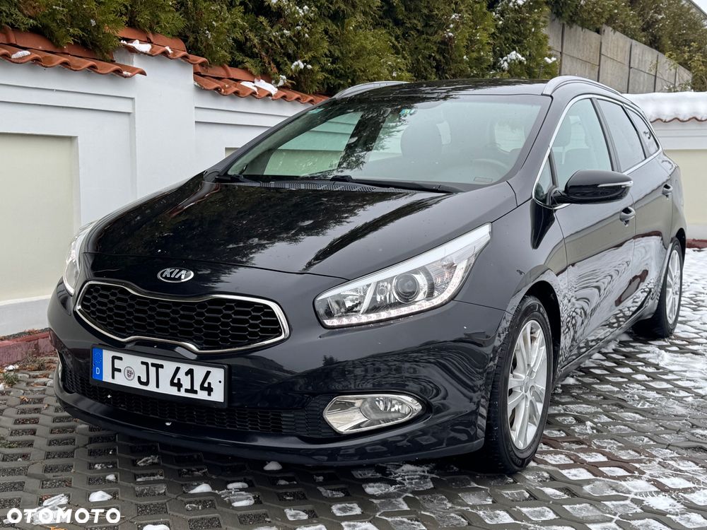 Kia Ceed - 29
