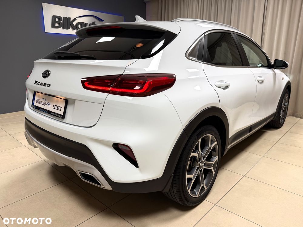 Kia XCeed 1.4 T-GDI M DCT - 3