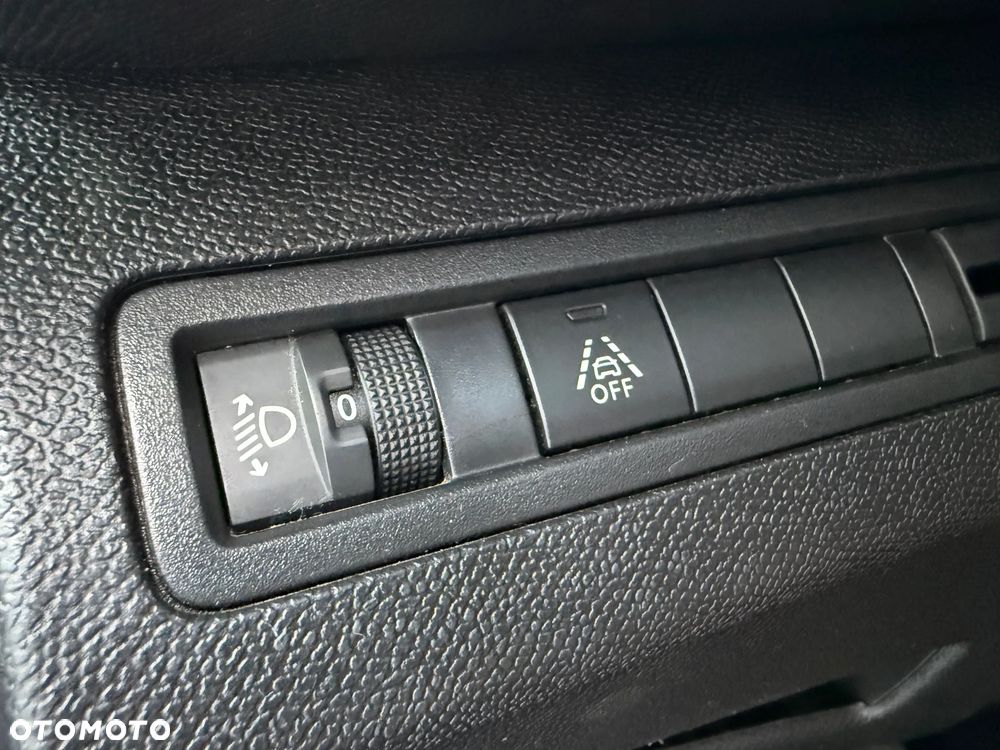 Peugeot 3008 - 29