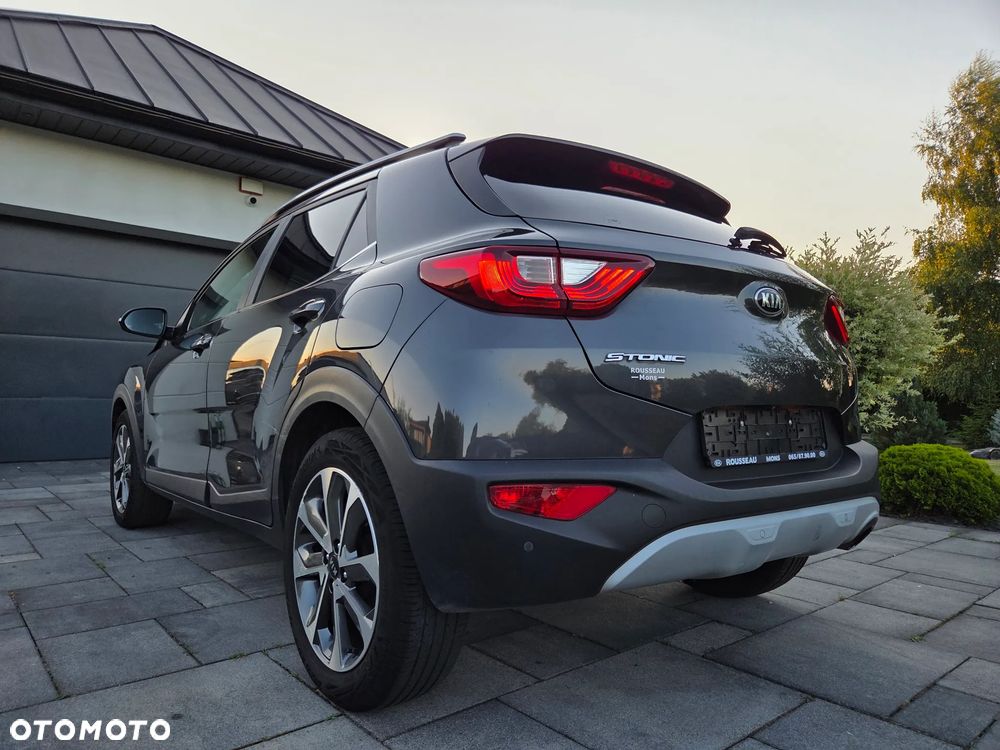 Kia Stonic 1.4 L - 4