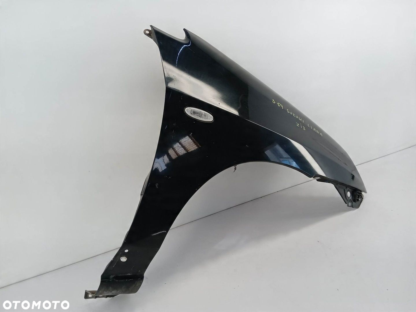 BŁOTNI PRAWY PRZEDNI SUZUKI LIANA 01-07 2I3 - 3