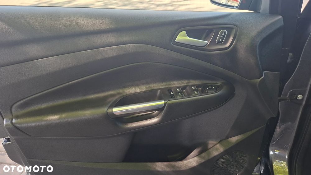 Ford Kuga 2.0 TDCi AWD ST-Line - 20