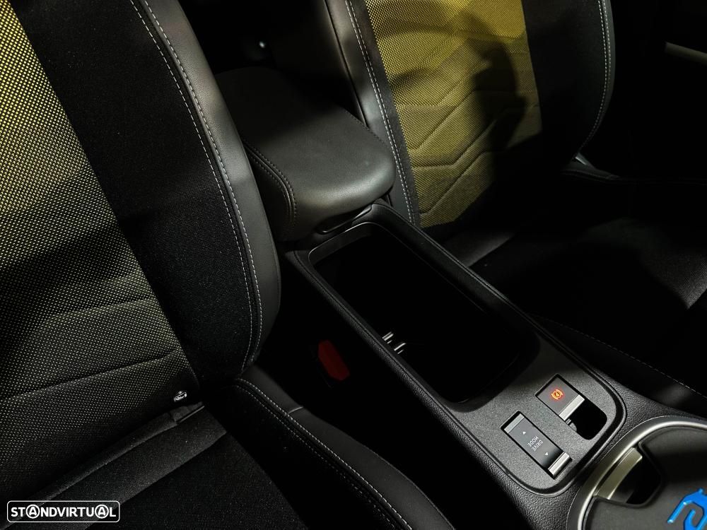 Jeep Avenger 54 kWh 1st Editon - 33