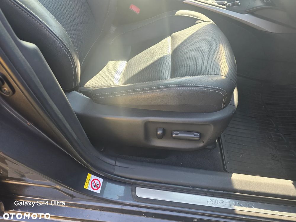 Toyota Avensis 2.0 Prestige MS - 15