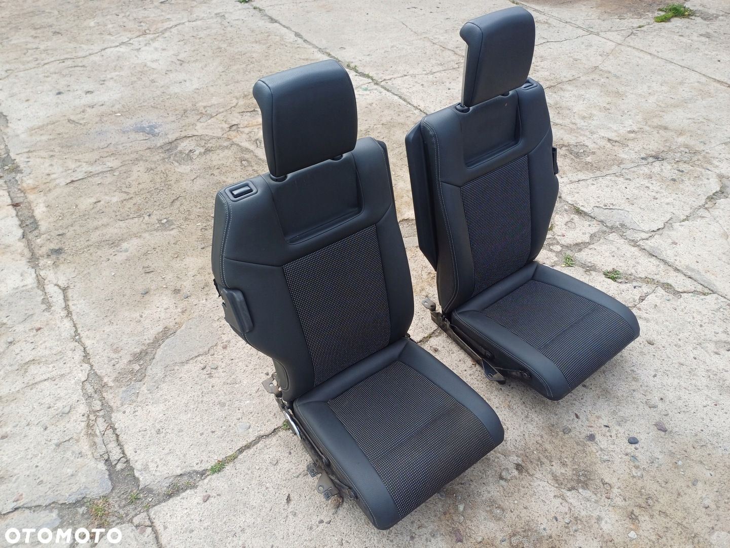 fotele fotel kanapa 7 osob OPEL ZAFIRA B 05-08R - 13