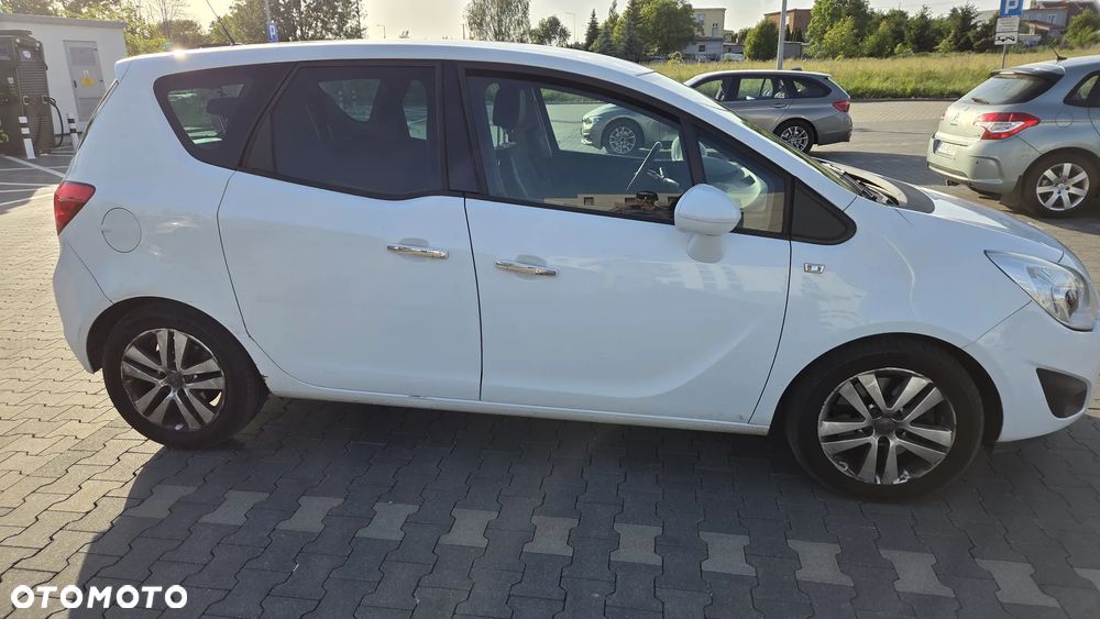 Opel Meriva 1.7 CDTI Cosmo - 14