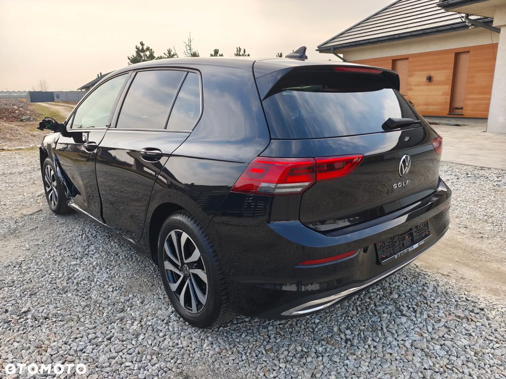 Volkswagen Golf 1.5 TSI BMT Evo Comfortline - 5