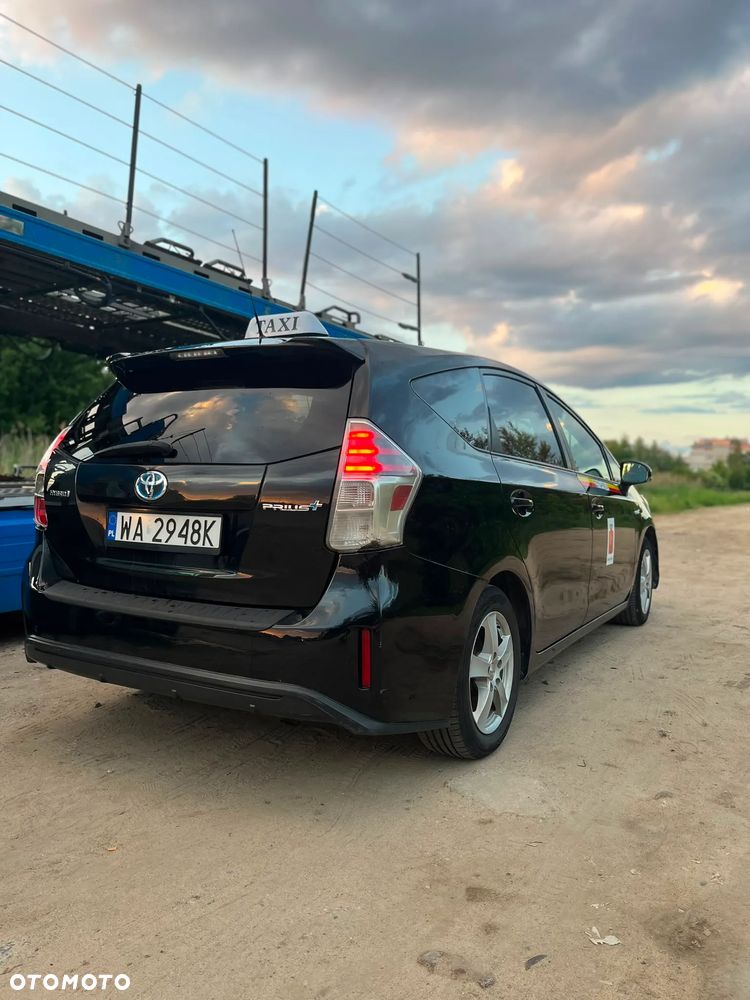 Toyota Prius+ - 13