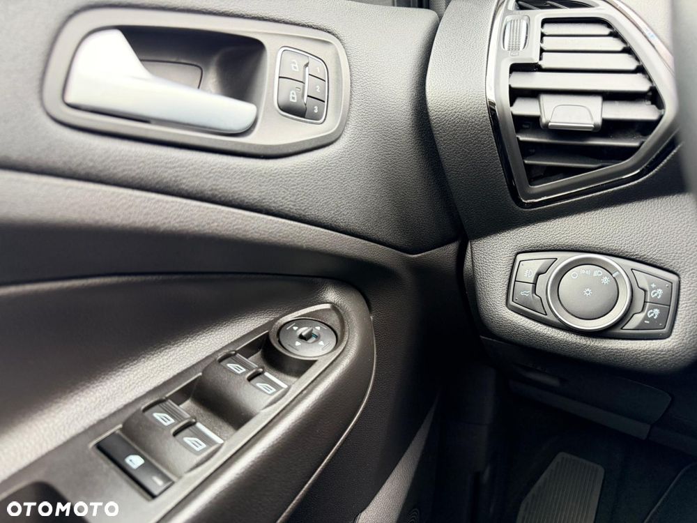 Ford Kuga 2.0 EcoBoost AWD Titanium ASS - 26