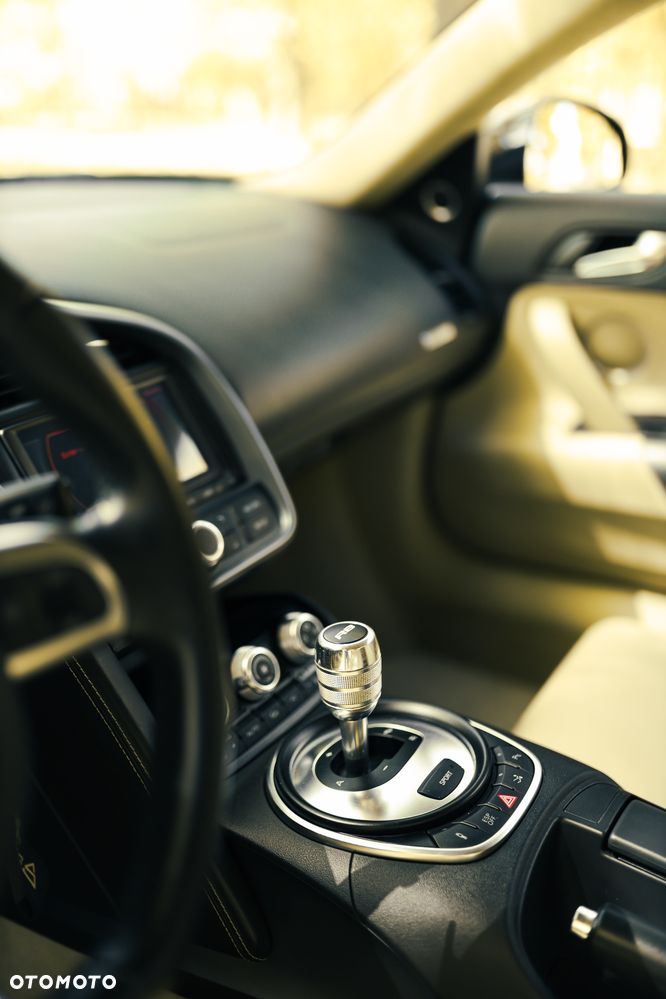 Audi R8 Coupé - 30