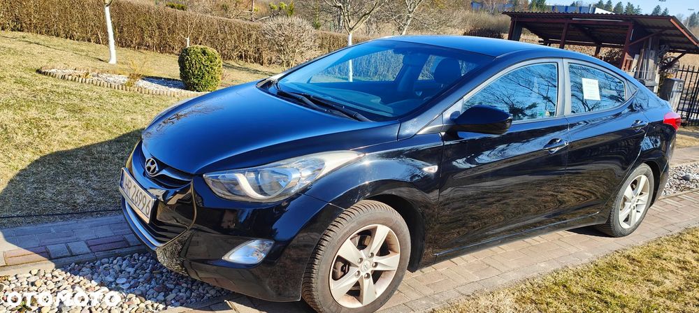 Hyundai Elantra 1.6 Comfort - 1