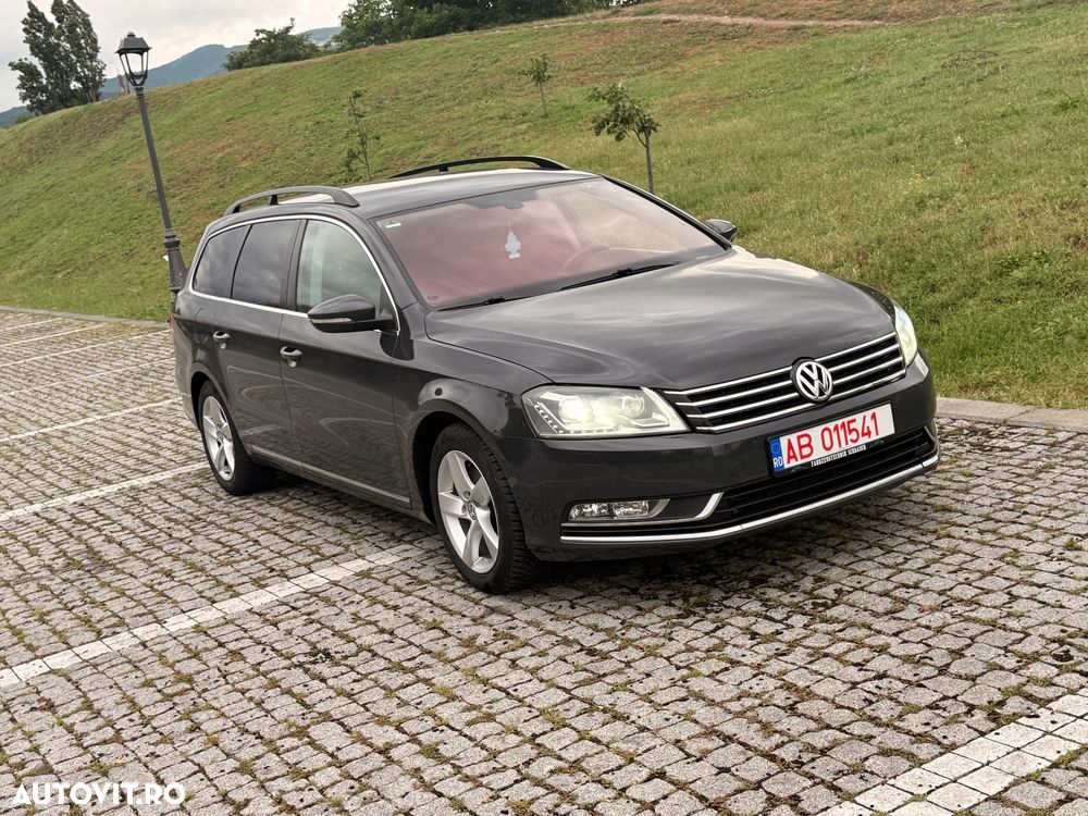 Volkswagen Passat 2.0 TDI DSG Highline - 9