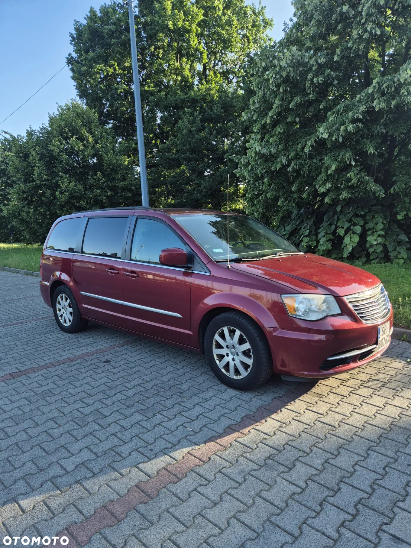 Chrysler Town & Country - 1
