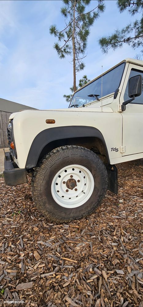 Land Rover Defender - 6