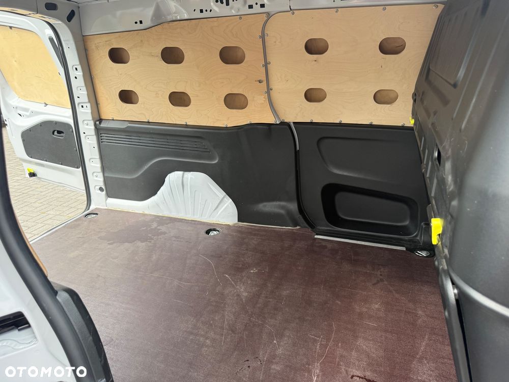 Peugeot Partner Berlingo Proace Combo Doblo - 10