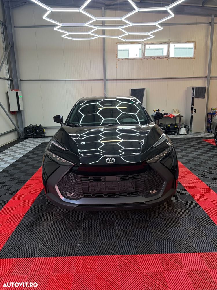 Toyota C-HR - 4