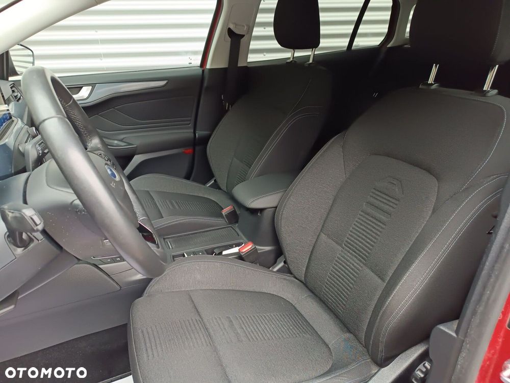 Ford Focus 1.0 EcoBoost mHEV Active X - 31