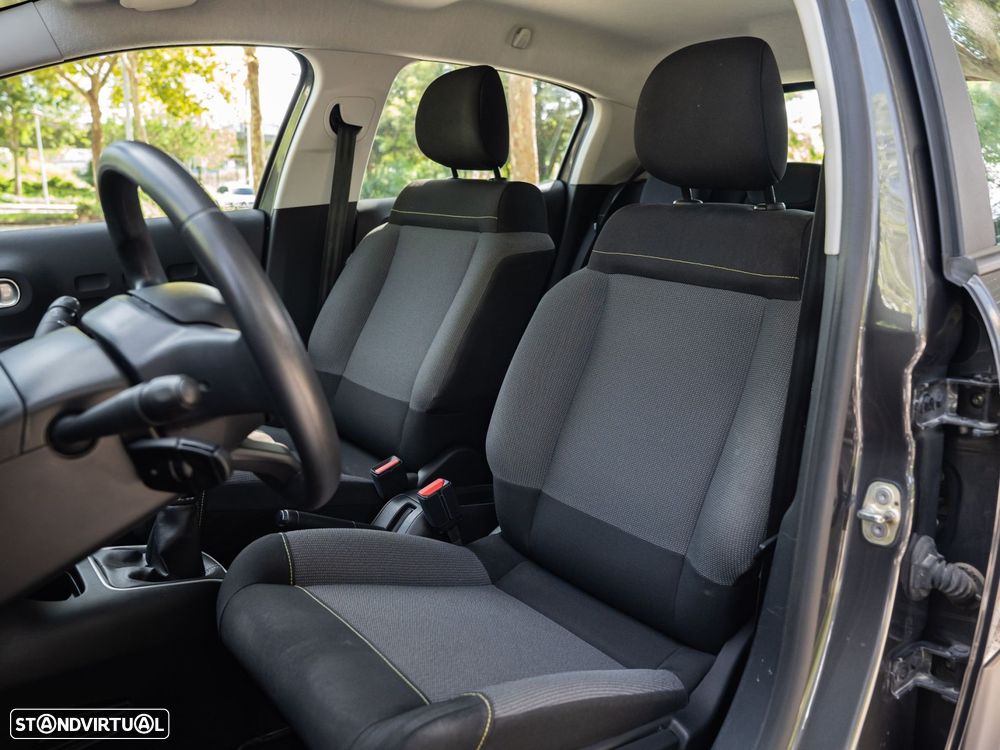 Citroën C3 1.2 PureTech C-Series - 16