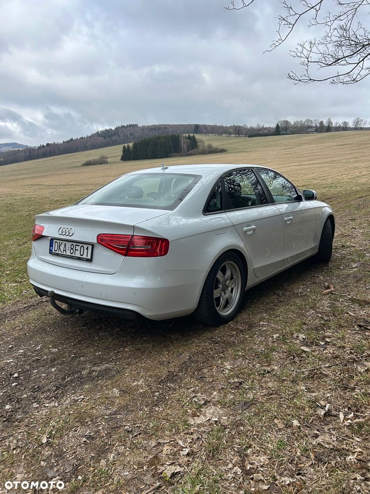 Audi A4 Limousine 2.0 TDI DPF clean diesel multitronic Ambition - 4