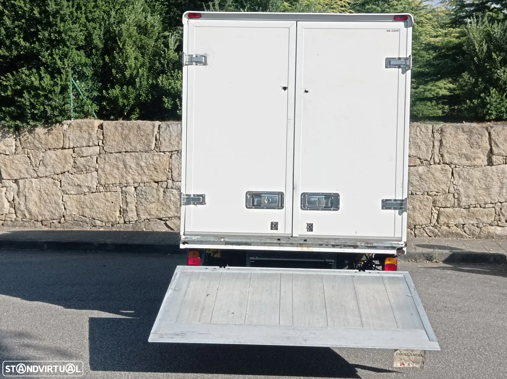 Nissan Cabstar/Plataforma de carga - 10