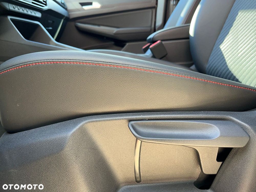 Ford Tourneo Connect - 11