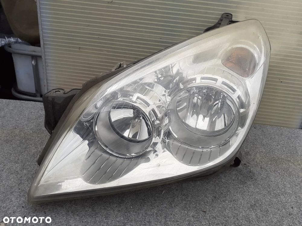 LAMPA PRZÓD PRZEDNIA LEWA OPEL ASTRA III H LIFT ORYGINAŁ - 1