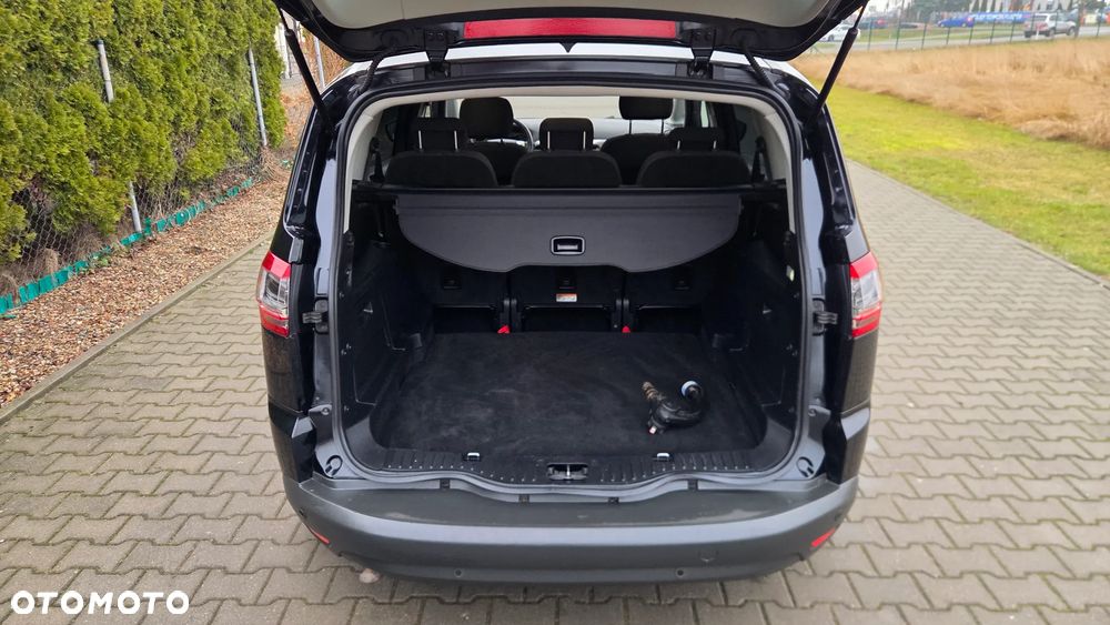 Ford S-Max 2.0 TDCi DPF Titanium X - 19