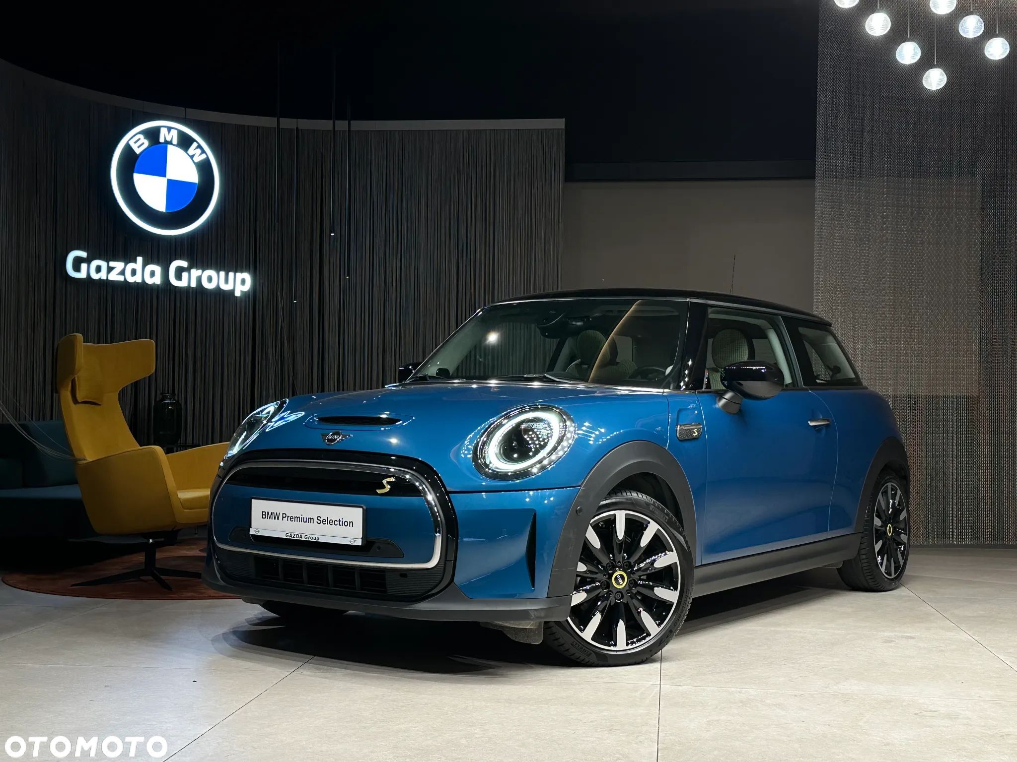 MINI Cooper SE Classic Trim - 1