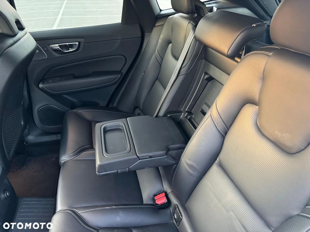 Volvo XC 60 - 34