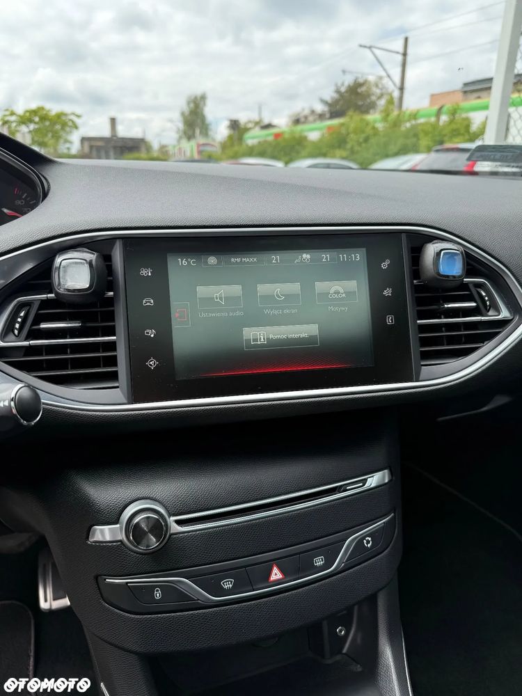 Peugeot 308 - 23