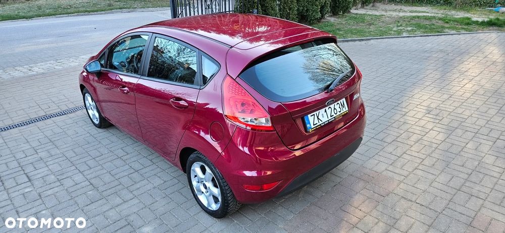 Ford Fiesta 1.25 Champions Edition - 21