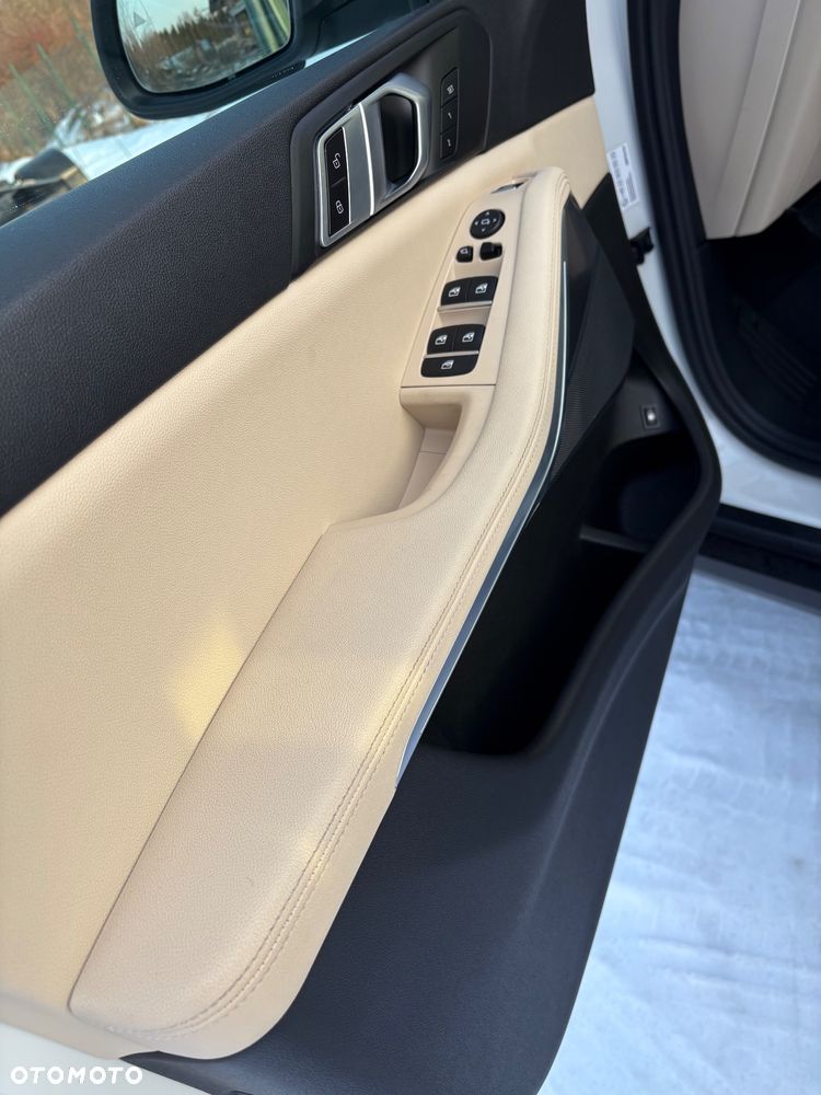 BMW X5 xDrive45e - 18