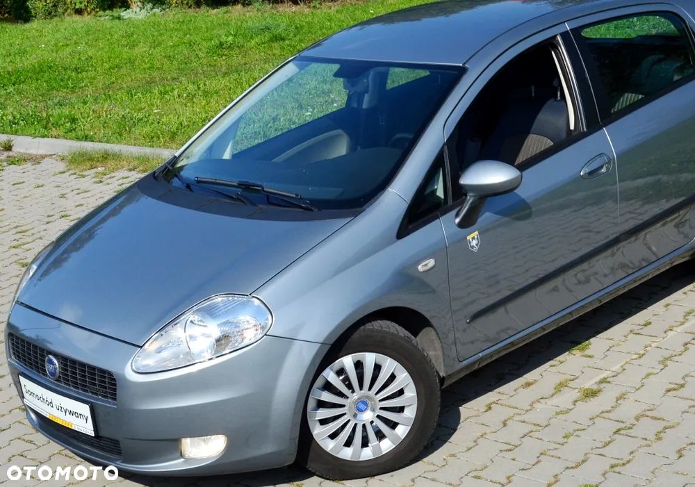 Fiat Grande Punto - 8
