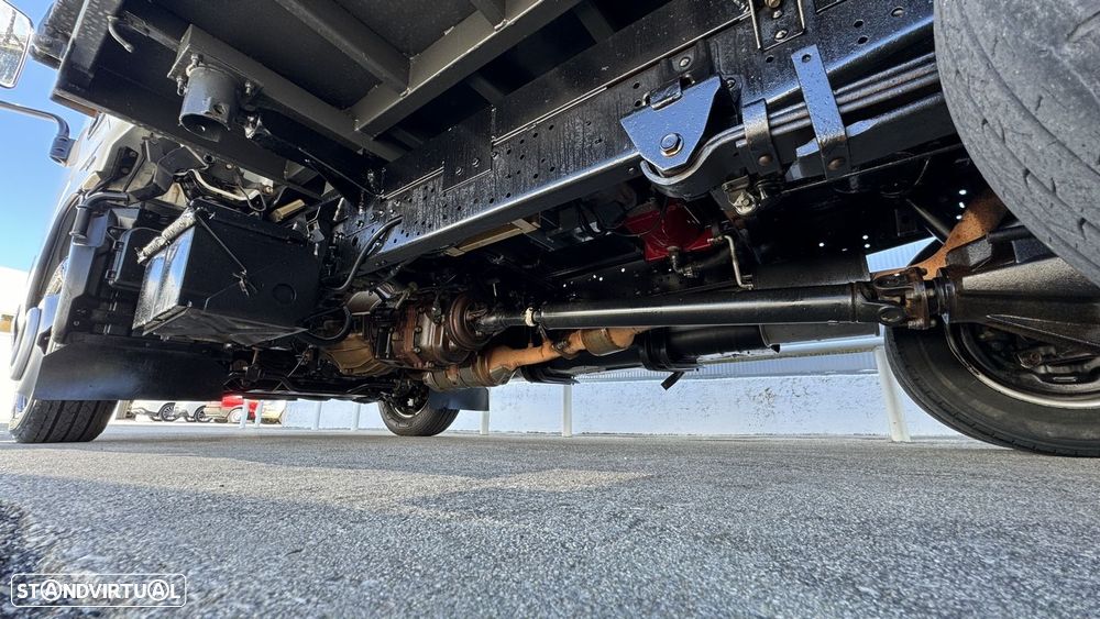 Toyota Dyna 3.0 D-4D Tri-Basculante - 40